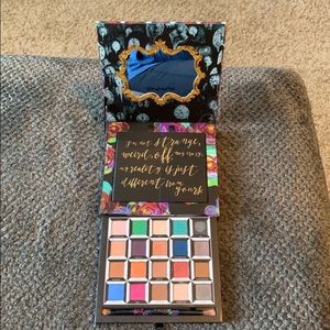 Urban Decay Alice Through the Looking Glass